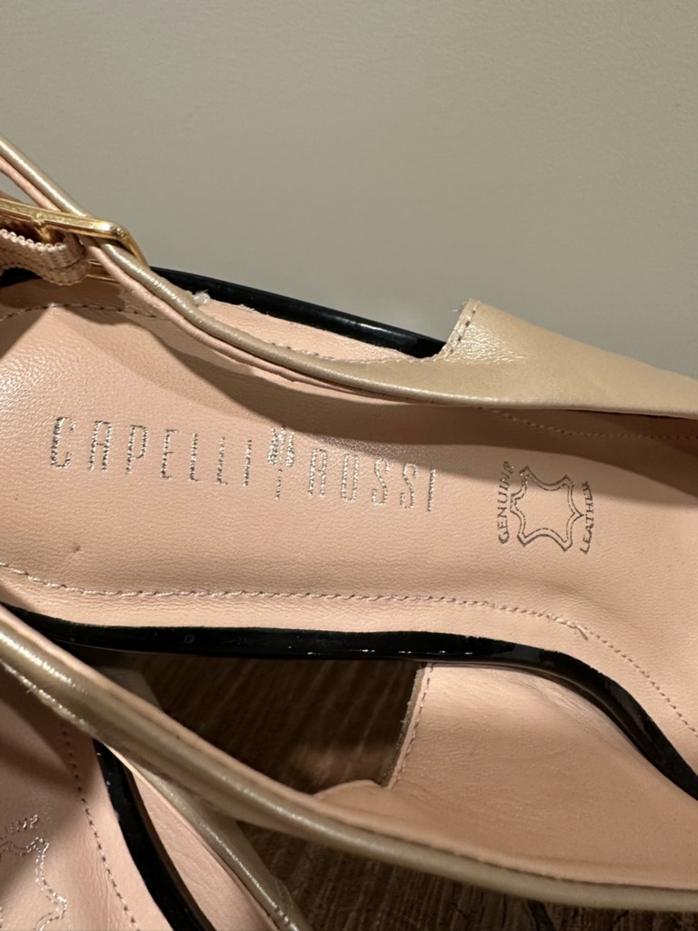 Two-Tone Slingback Pumps in Cream and Black - Picture 3 of 8